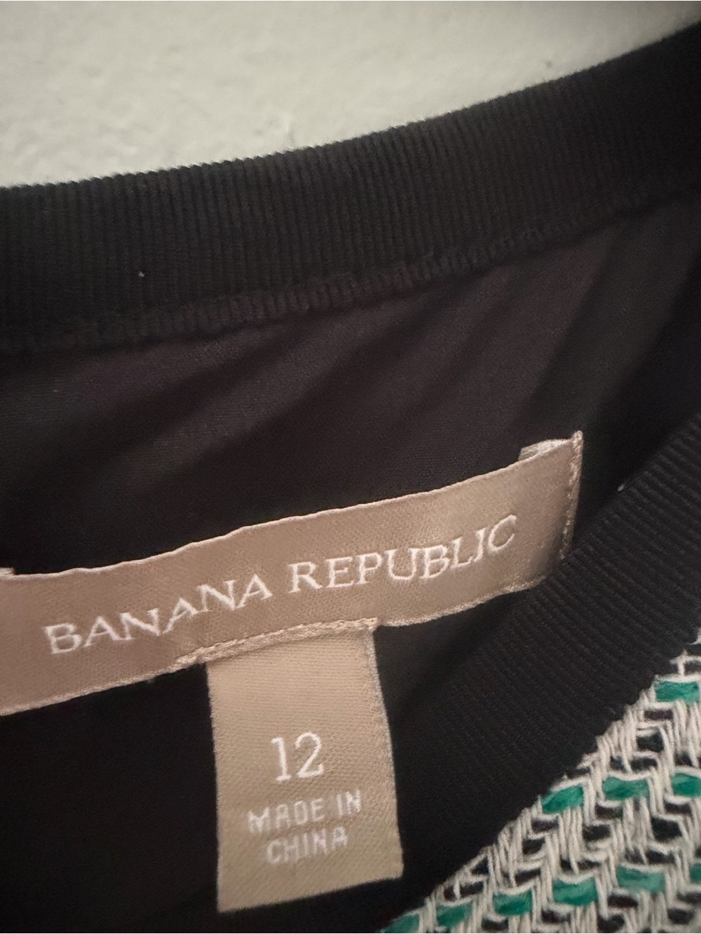 Banana Republic Short-Sleeve Sheath textured Dress Teal accents Black Trim 12 - Picture 7 of 11